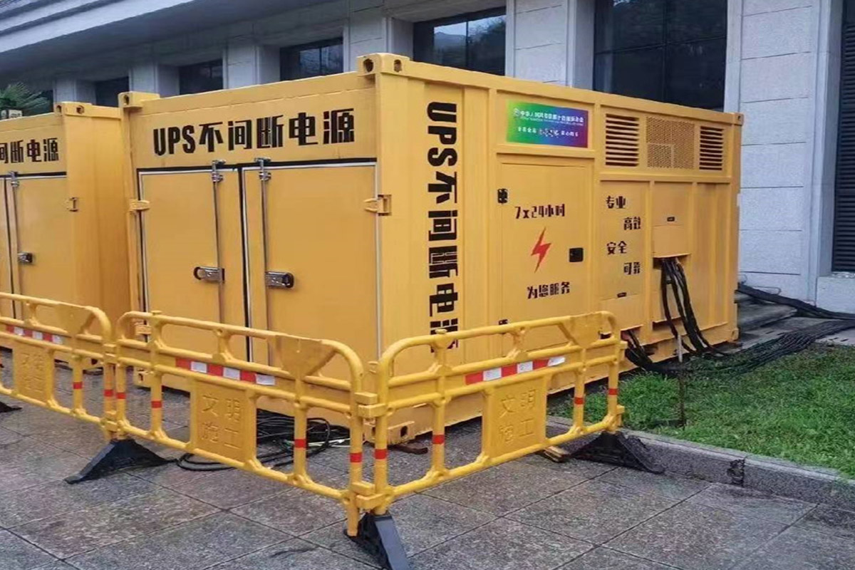 渭滨发电机租赁施工现场